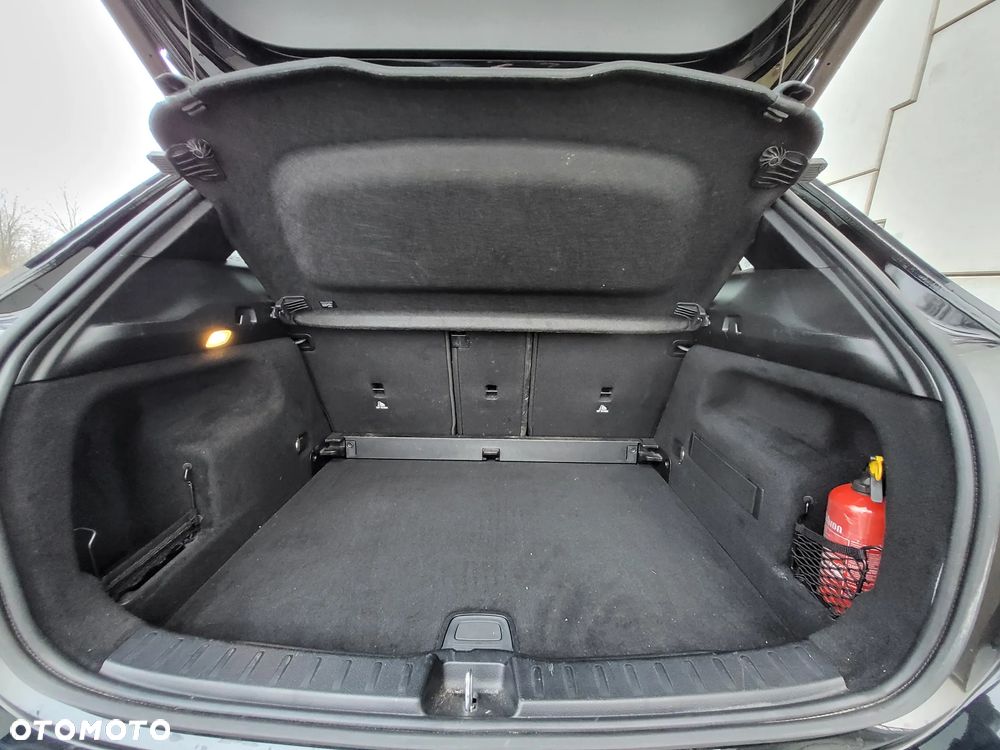 Mercedes-Benz GLA 200 d 8G-DCT AMG Line - 23