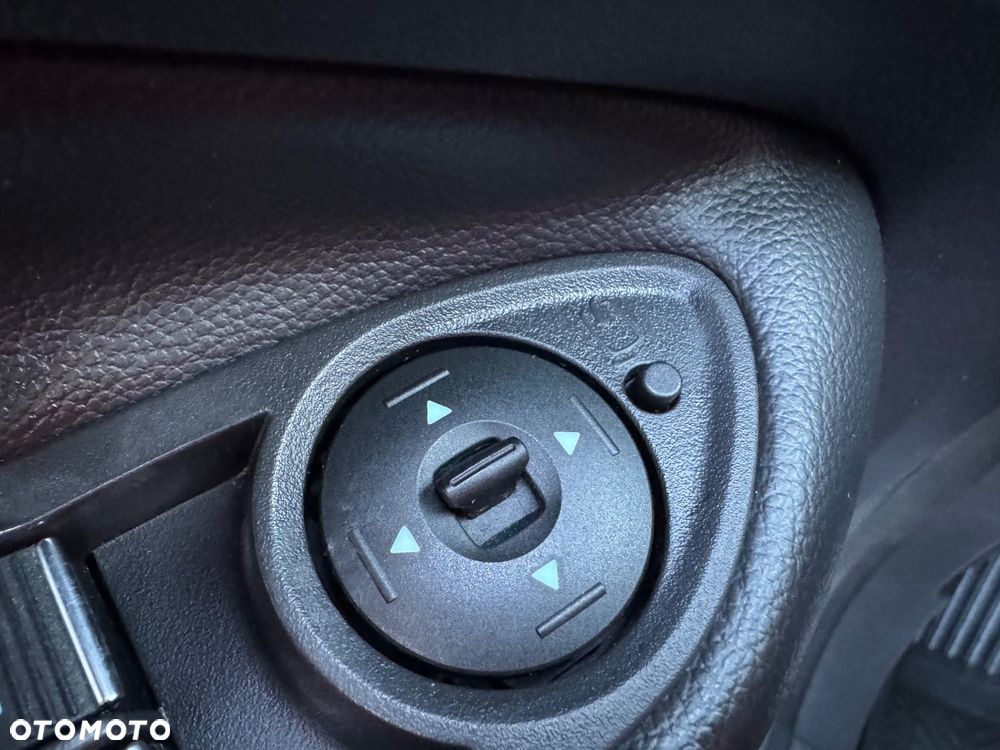 Ford Kuga 2.0 TDCi 4x4 ST-Line - 33