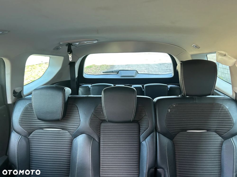 Renault Scenic - 32