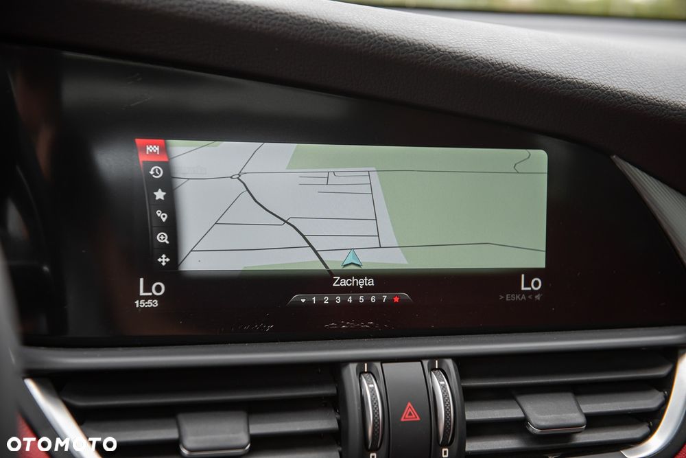 Alfa Romeo Giulia 2.0 Turbo Super - 28