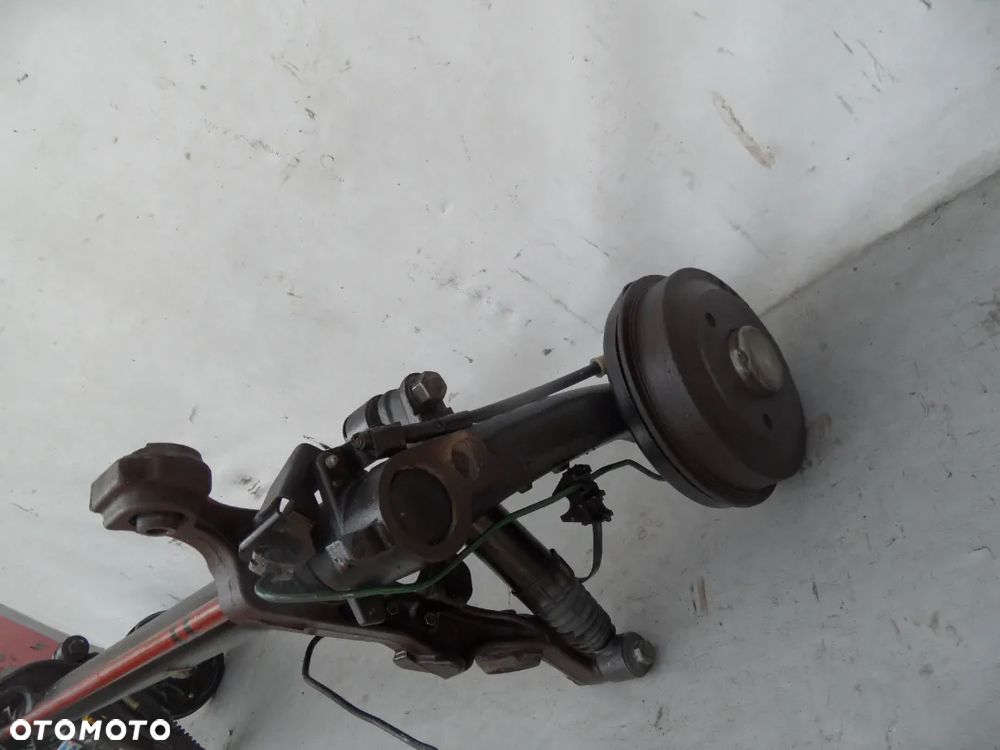BELKA TYŁ OŚ TYLNA CITROEN SAXO PEUGEOT 106 - 2