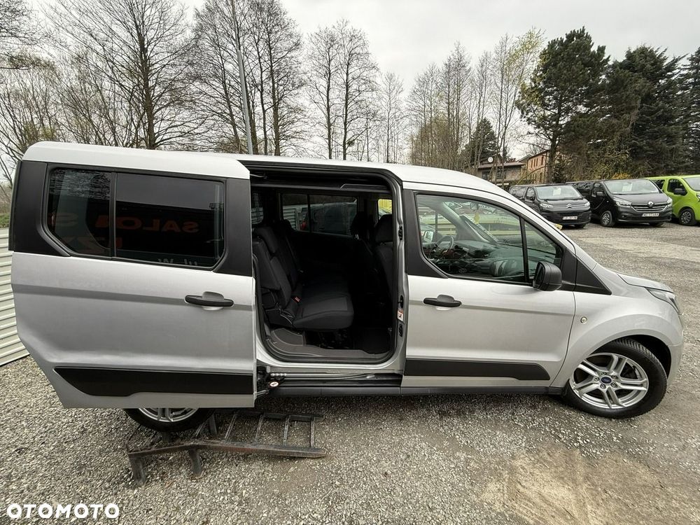 Ford Transit Connect - 19