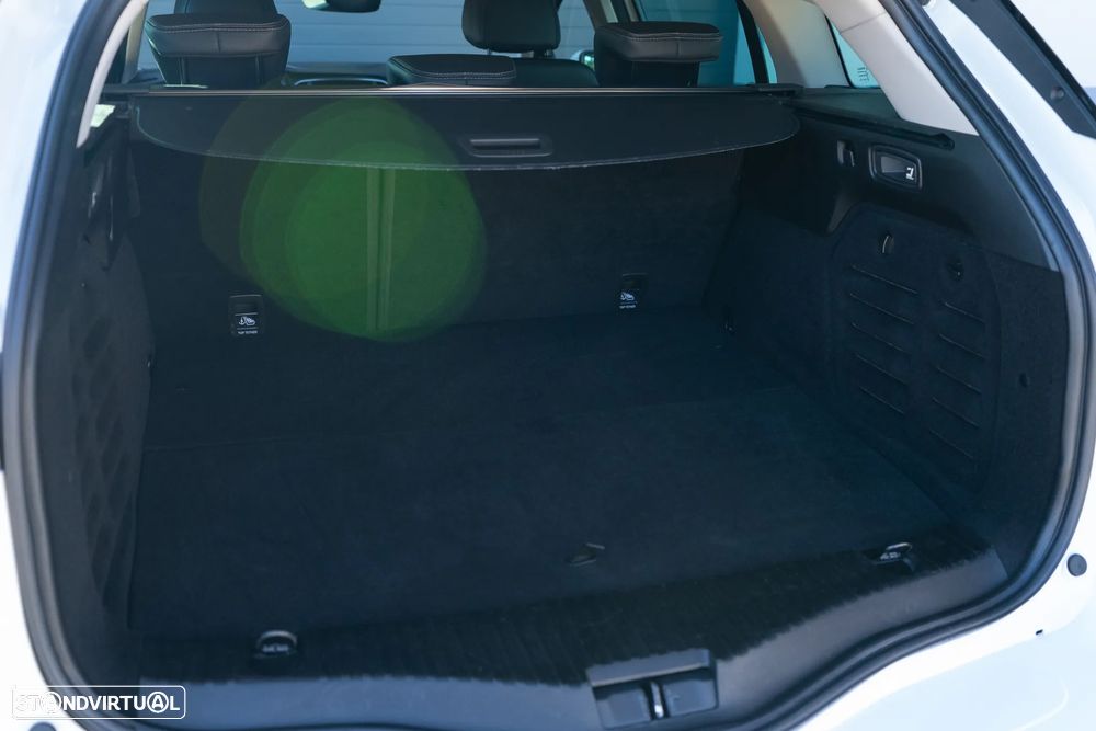 Renault Mégane Sport Tourer 1.6 E-Tech Plug-In Hybrid R.S. Line - 29