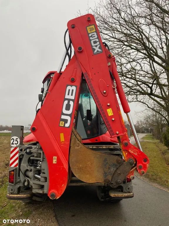 JCB 3CX - 6