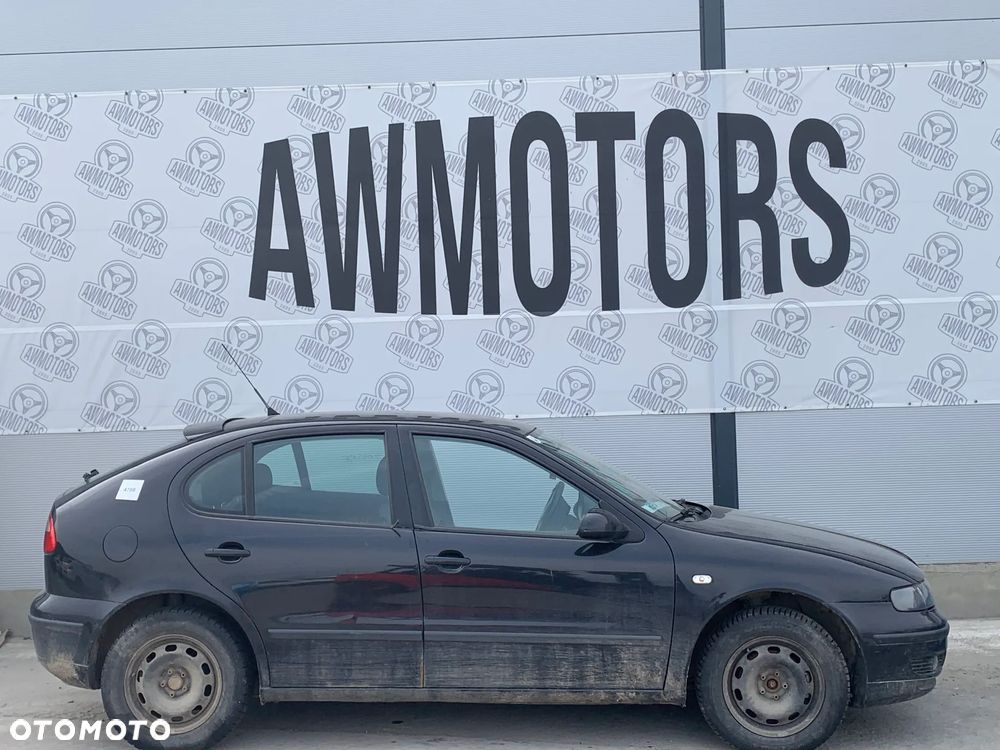 SEAT LEON 2005 *SAMOCHÓD NA CZĘŚCI* 4786 MASKA, LAMPA, DRZWI, LUSTERKO, ZDERZAK, GRILL, BŁOTNIK, KLAPA, BELKA, DESKA, FOTELE, KANAPA, ĆWIARTKA KIEROWNICA, TARCZE, ZACISKI, ZAWIESZENIE, KOMPLETNY PRZÓD, KOMPLETNY TYŁ, LICZNIK, ZEGARY, PRAWE LEWE PRZÓD TYŁ - 3