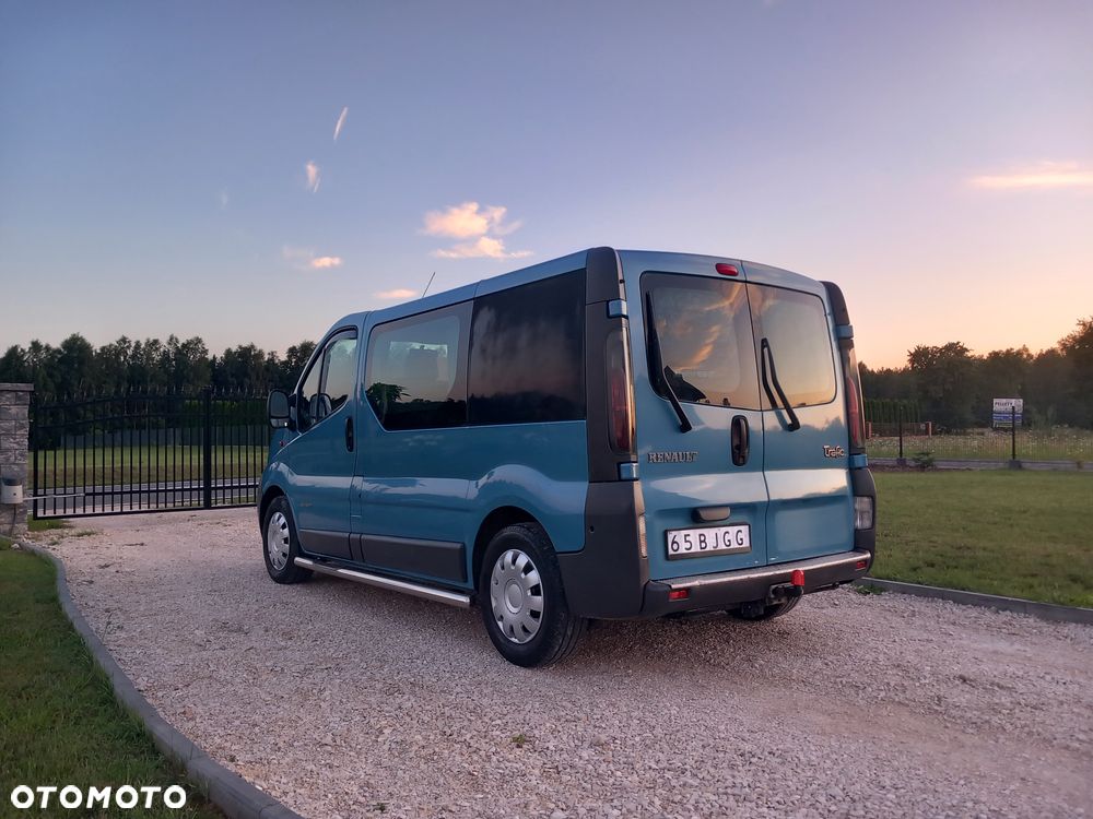 Renault Trafic - 11