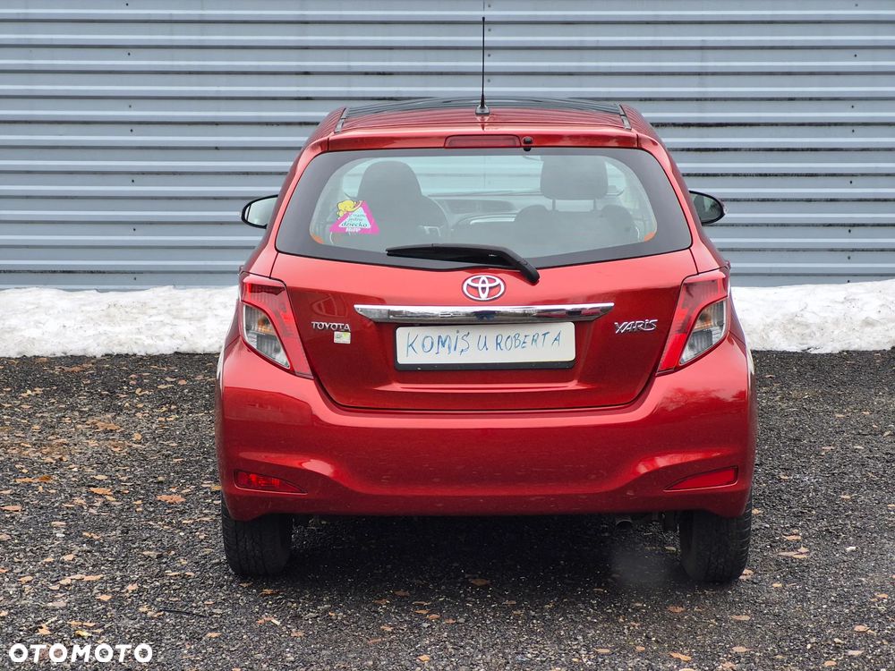 Toyota Yaris 1.33 Premium - 5