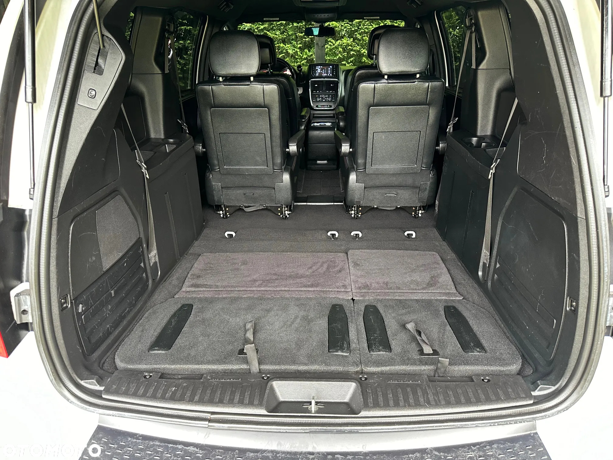 Dodge Grand Caravan 3.6 R/T - 17