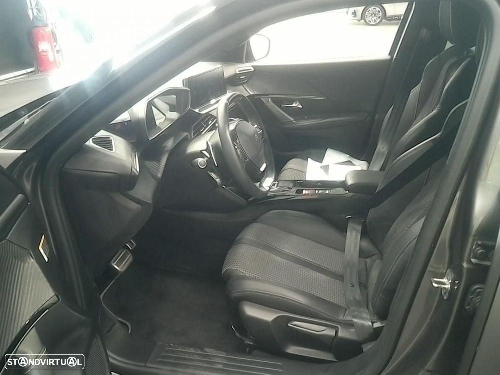 Peugeot 2008 2022 photo 4