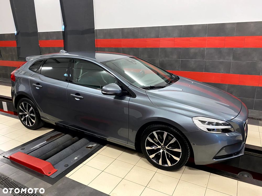 Volvo V40 D3 Drive-E Momentum - 5