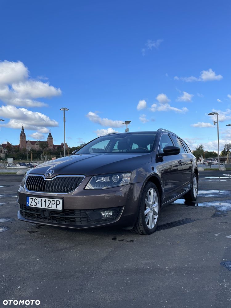 Skoda Octavia ver-1-8-tsi-4x4-ambition-dsg - 2