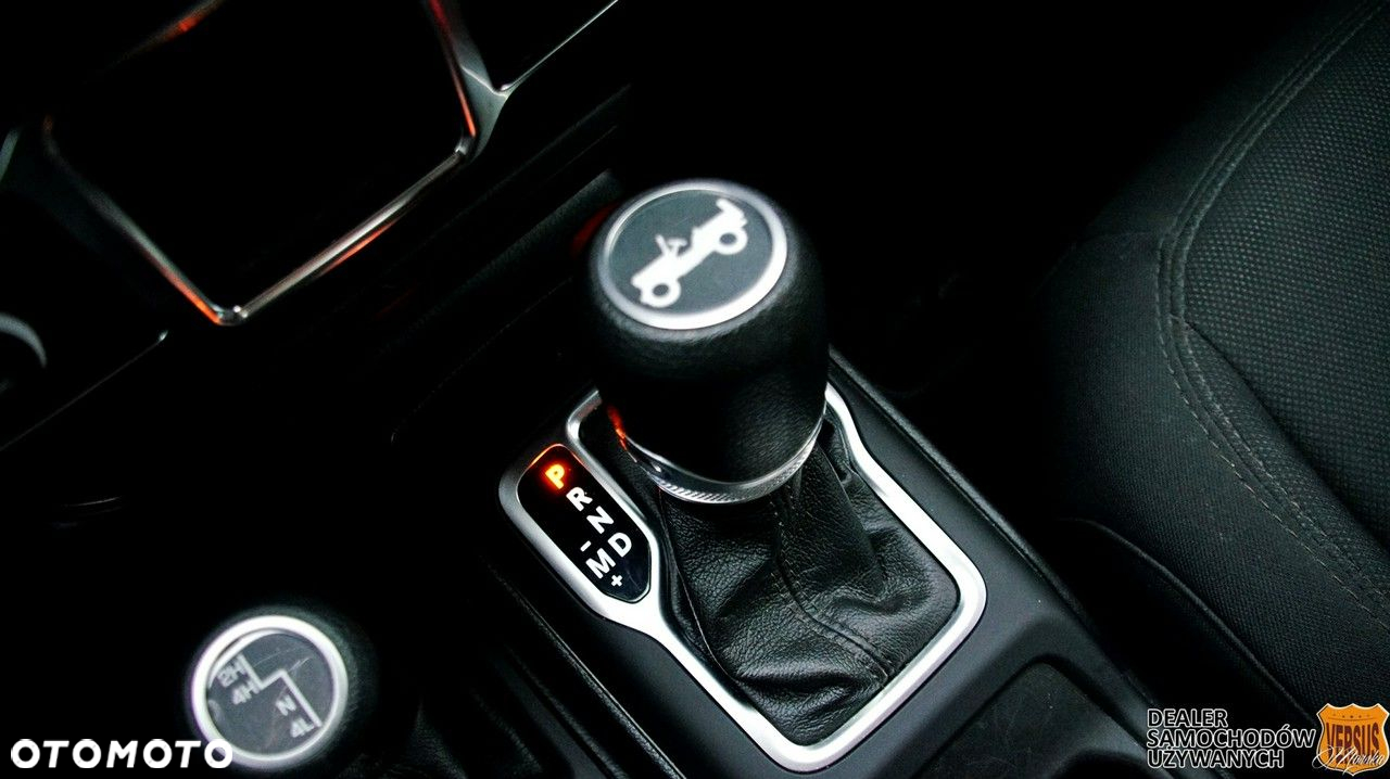 Jeep Wrangler - 35