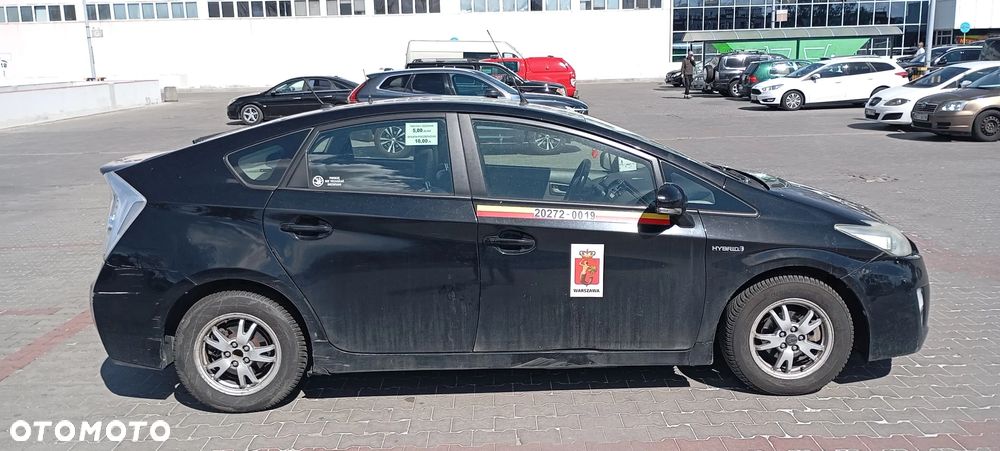 Toyota Prius 1.8 HSD Prestige - 4