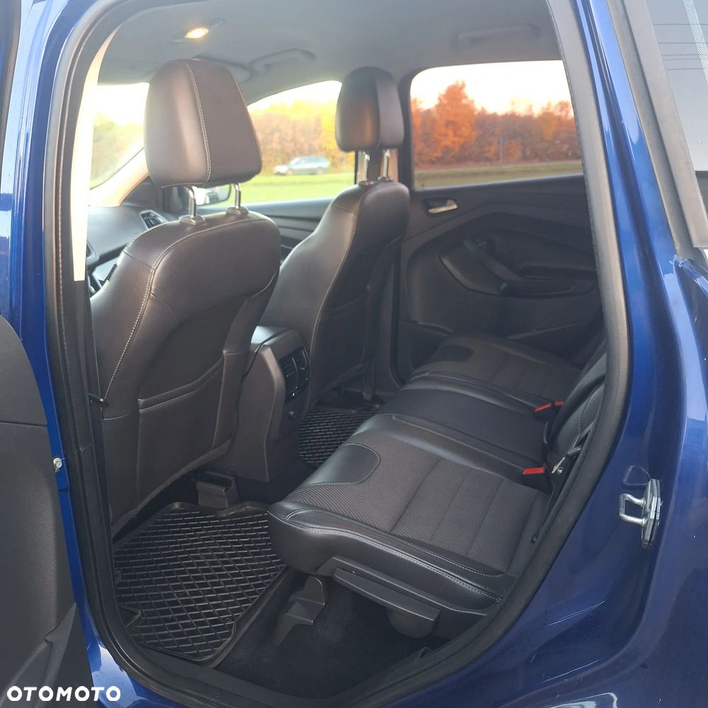 Ford Kuga - 20