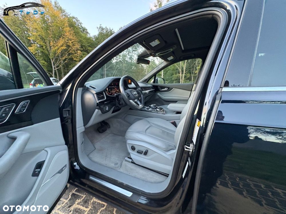 Audi Q7 3.0 TFSI Quattro Tiptr - 25
