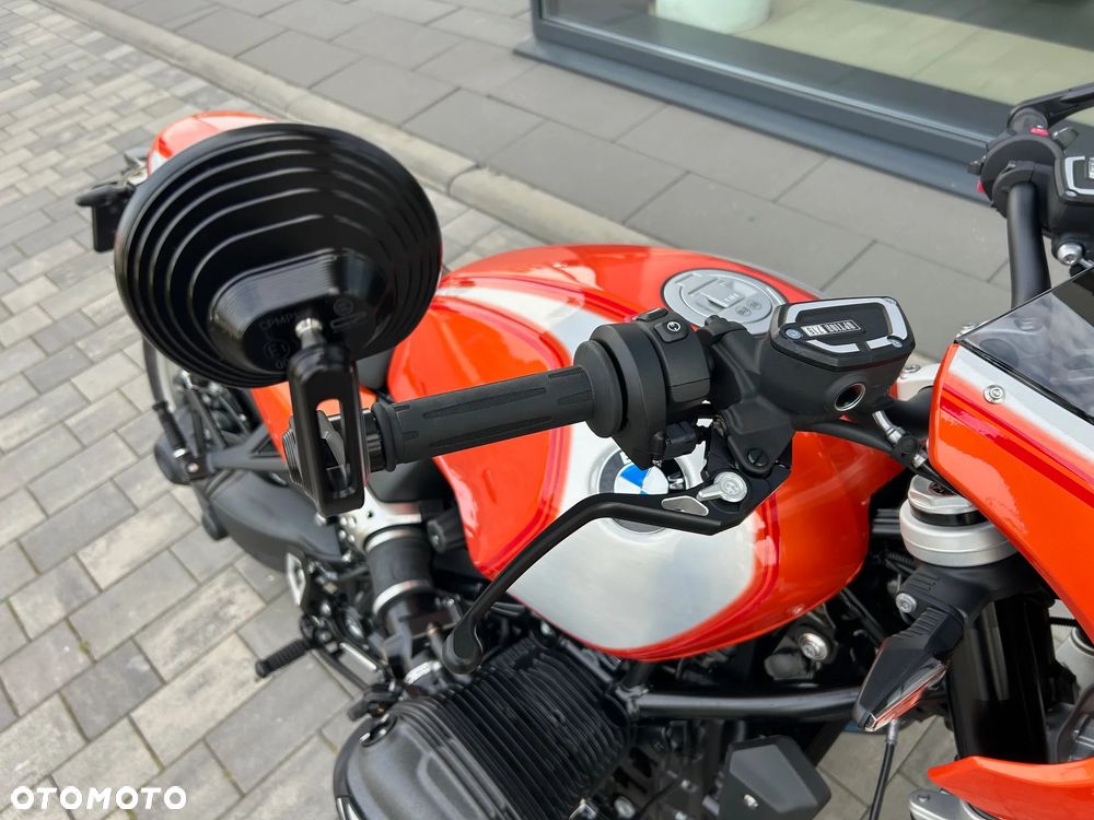 BMW R - 11