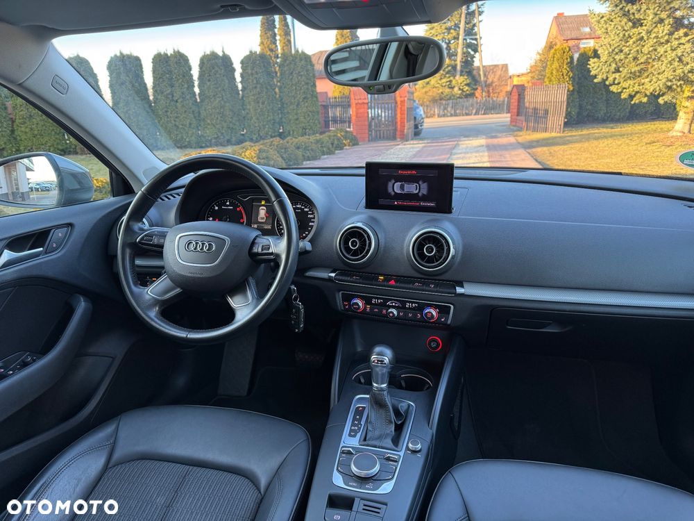 Audi A3 Sportback 1.6 TDI S tronic design - 18