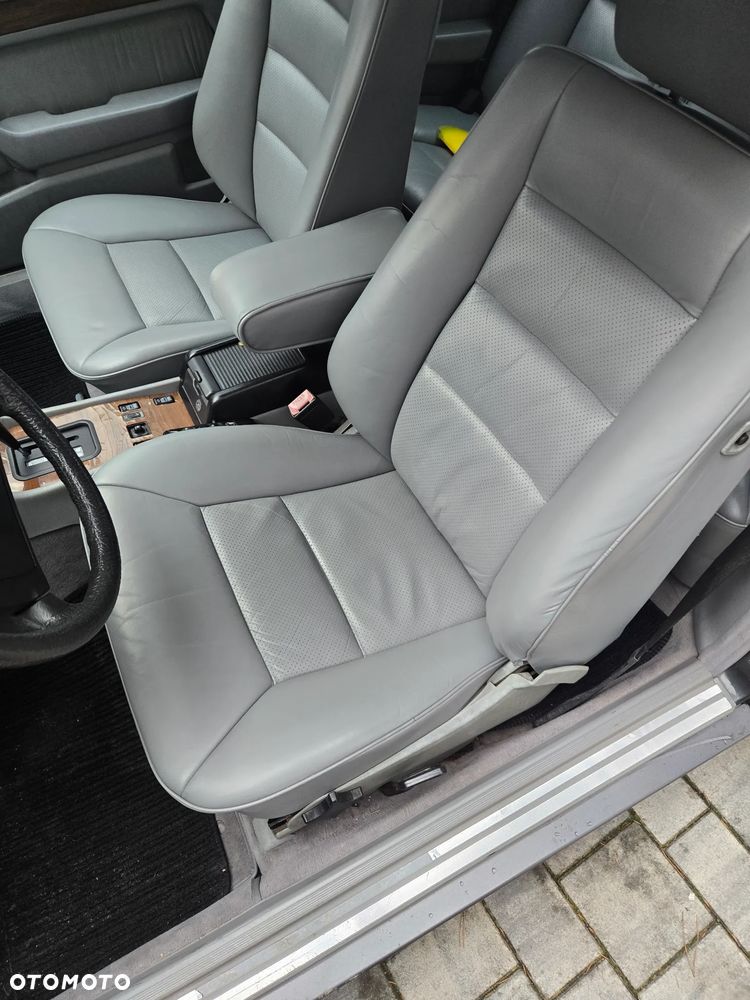 Mercedes-Benz W124 (1984-1993) - 10