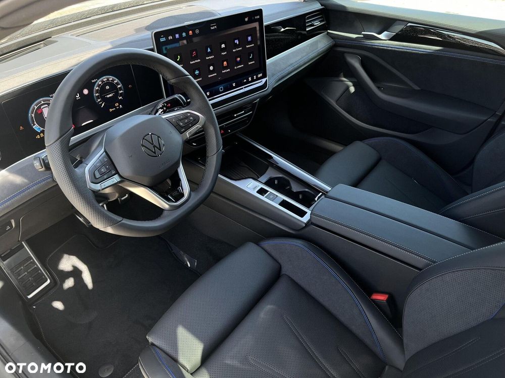 Volkswagen Passat 2.0 TSI 4Mot R-Line Plus DSG - 22