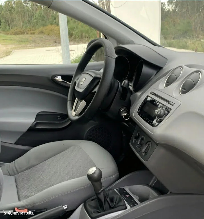 SEAT Ibiza 1.2 12V Fresc Plus - 4