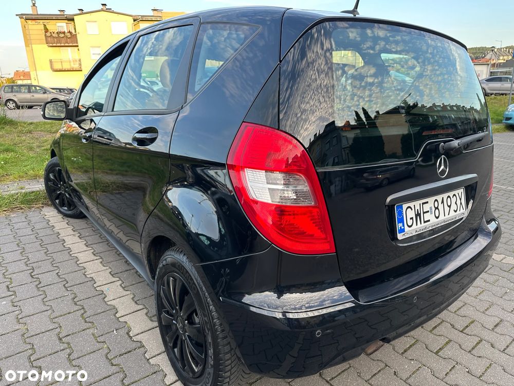 Mercedes-Benz Klasa A 150 Elegance Edition 10 - 12