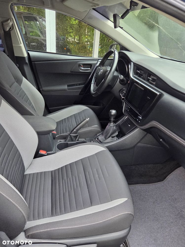 Toyota Auris 1.2 Turbo Executive - 8