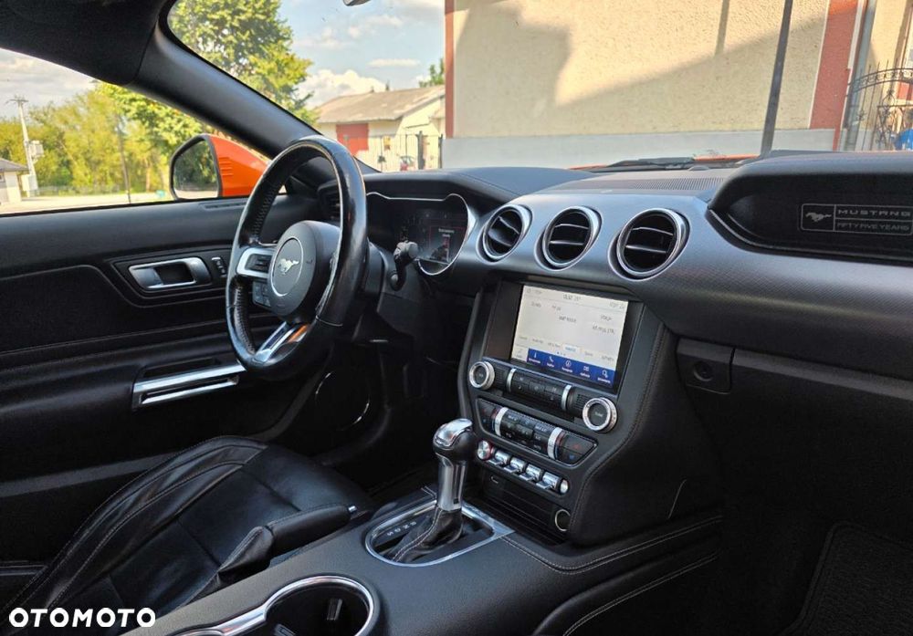Ford Mustang 5.0 V8 GT - 26