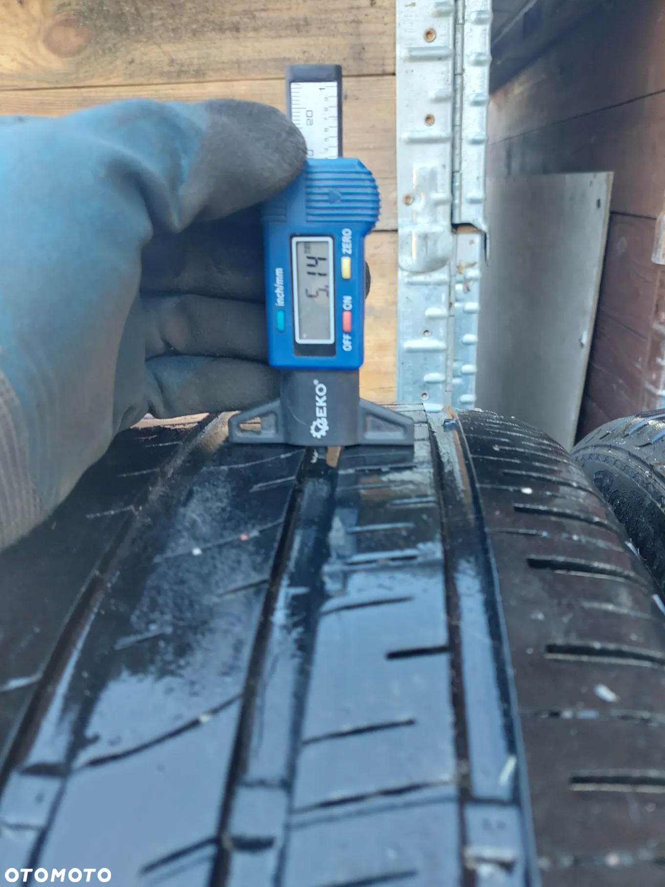 Opony Letnie Barum Bravuris 3HM 235/45R17 - 2
