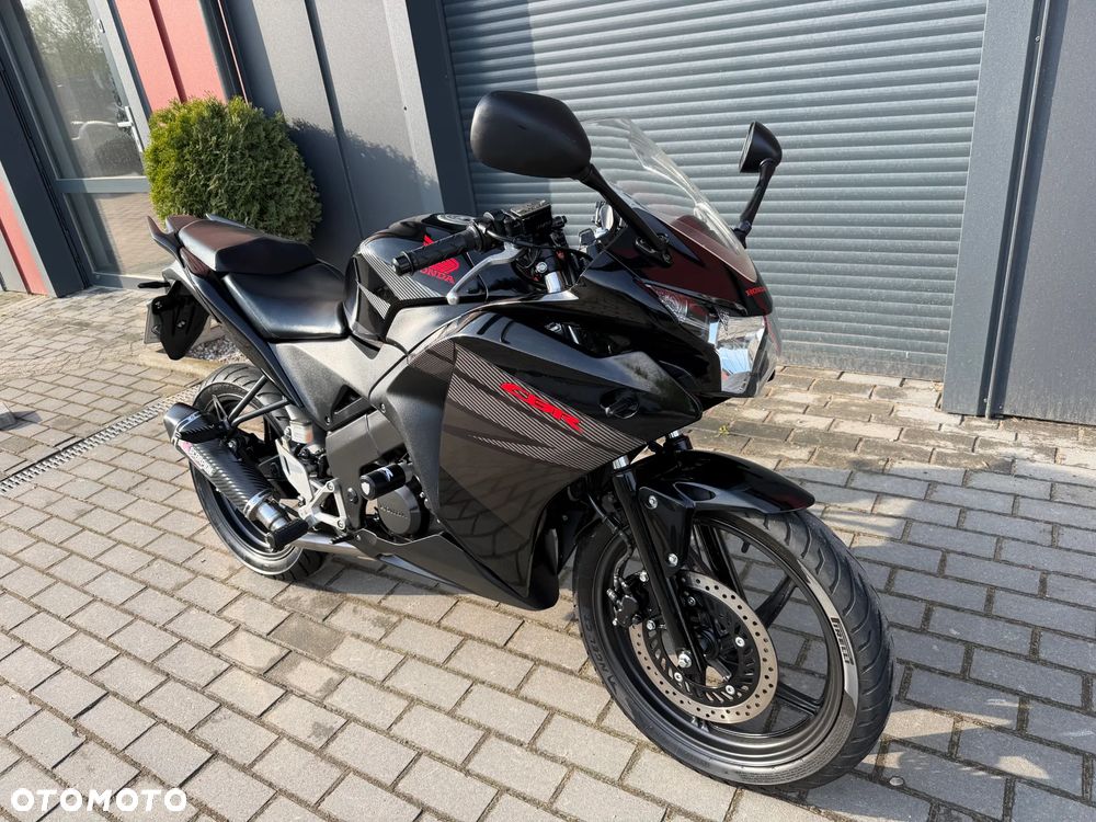 Honda CBR - 4