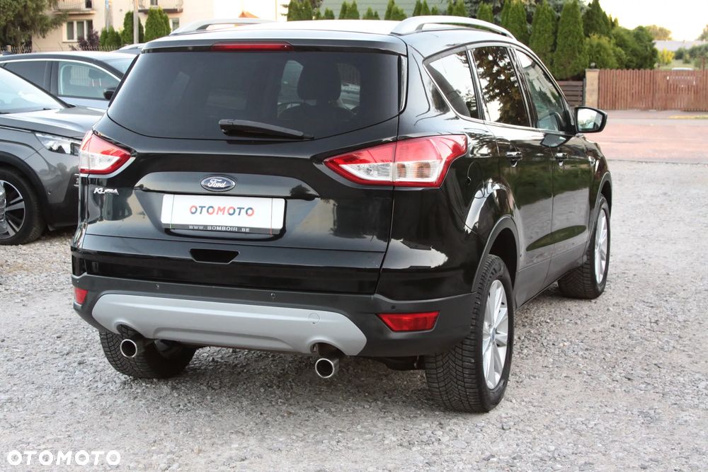 Ford Kuga 2.0 TDCi 2x4 Titanium - 11
