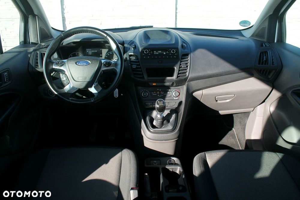 Ford Transit Connect - 8
