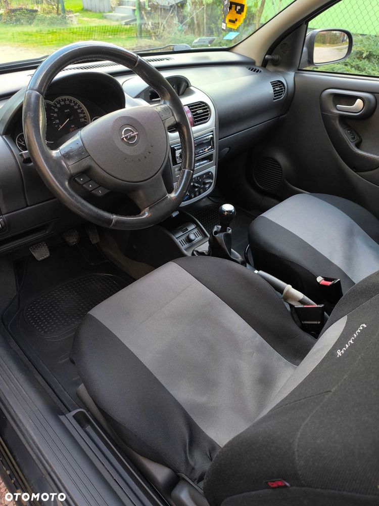 Opel Corsa - 4