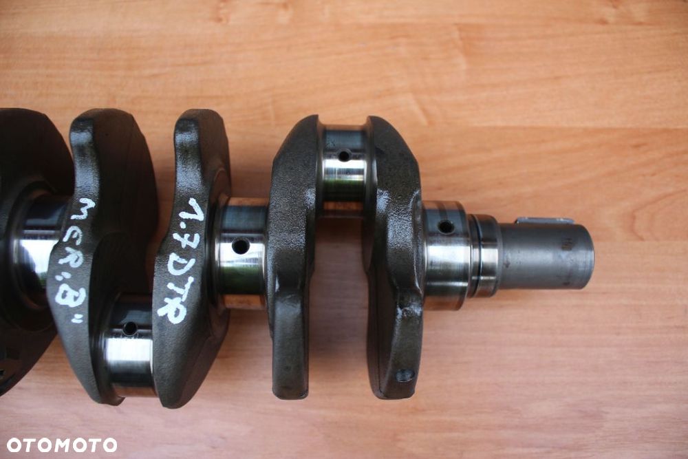 WAŁ KORBOWY MERIVA B 1.7CDTI Z17DTR  55557749 - 10