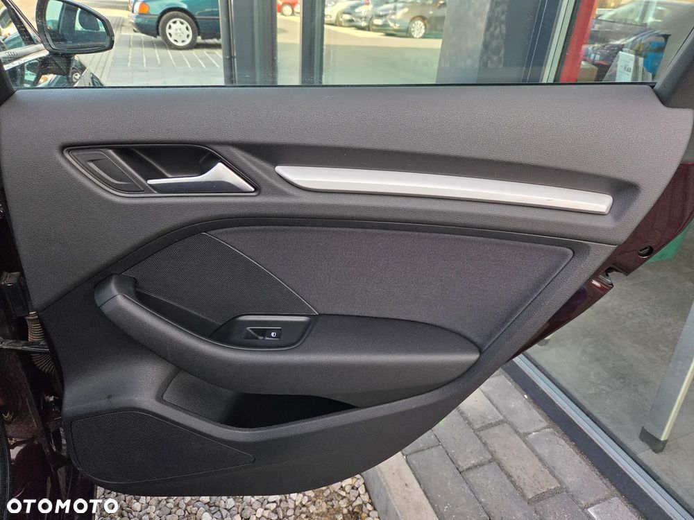 Audi A3 Sportback 2.0 TDI (clean diesel) Attraction - 14