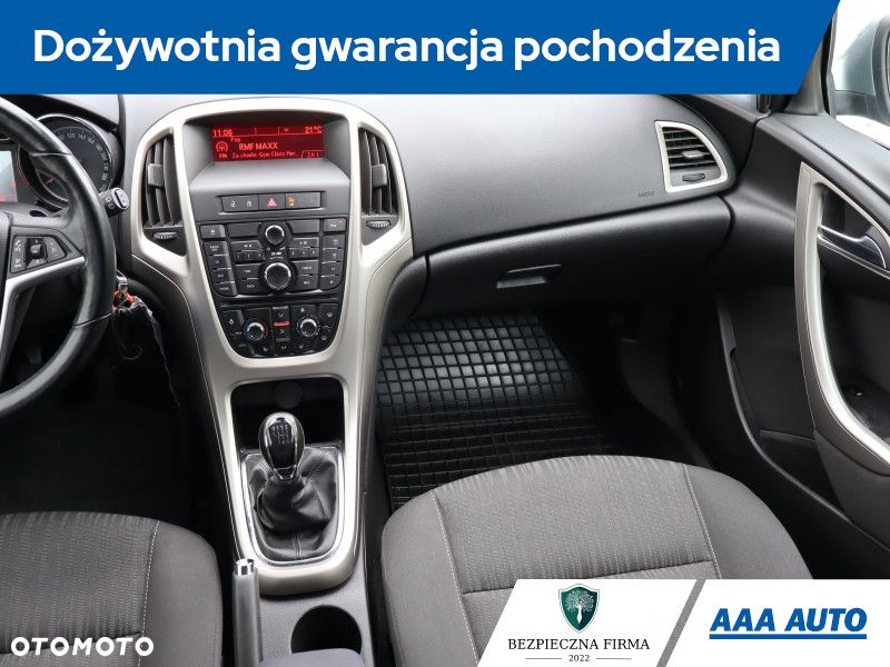 Opel Astra - 9