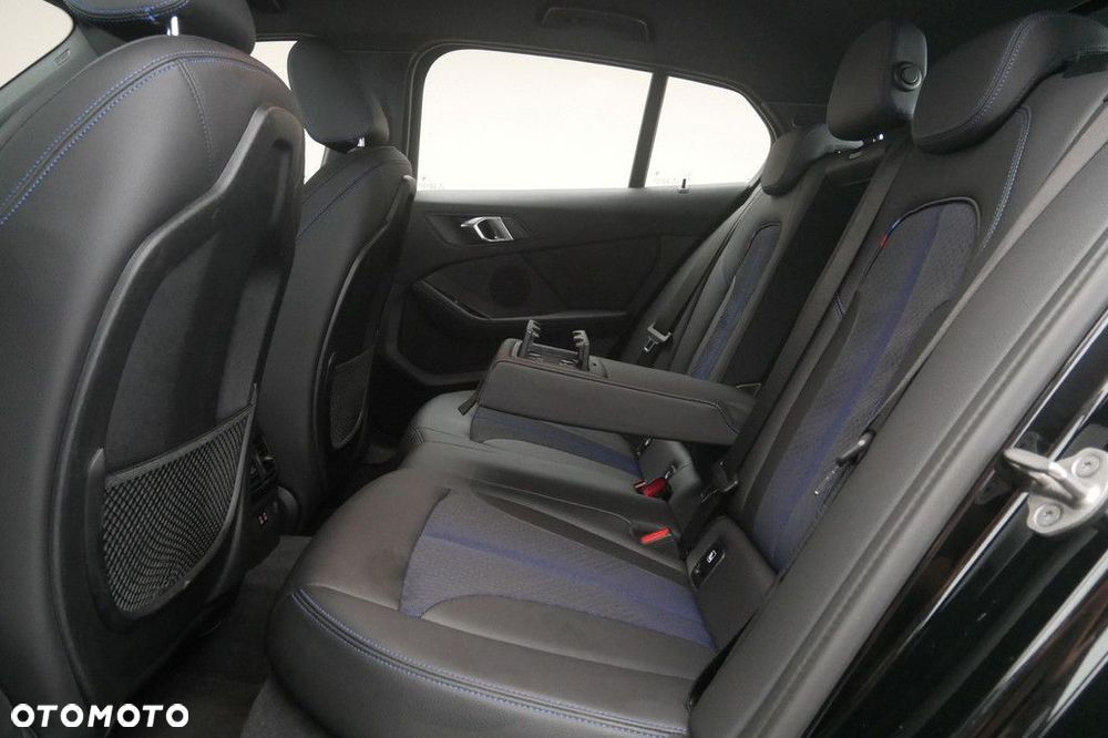 BMW Seria 1 - 15
