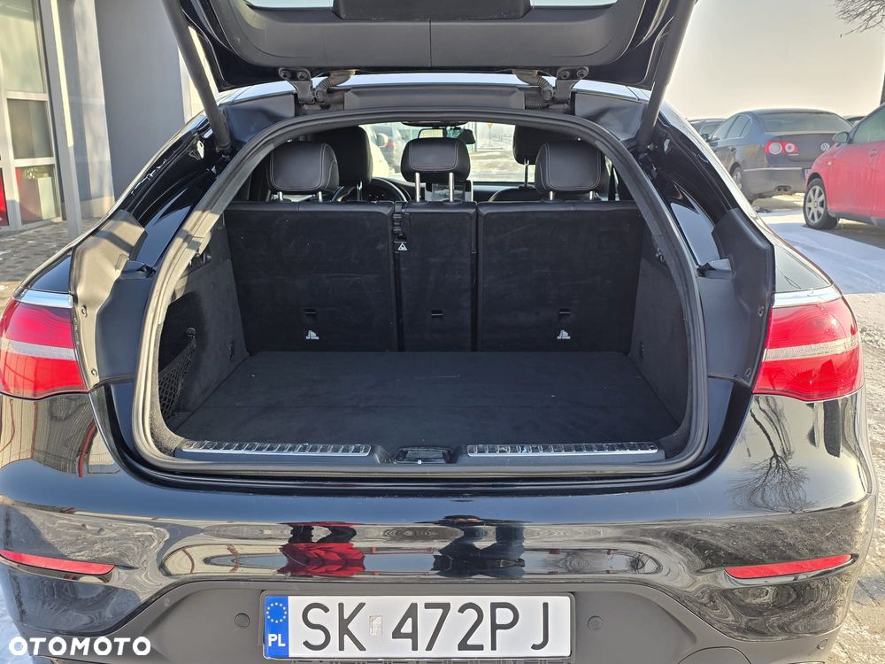 Mercedes-Benz GLC - 11