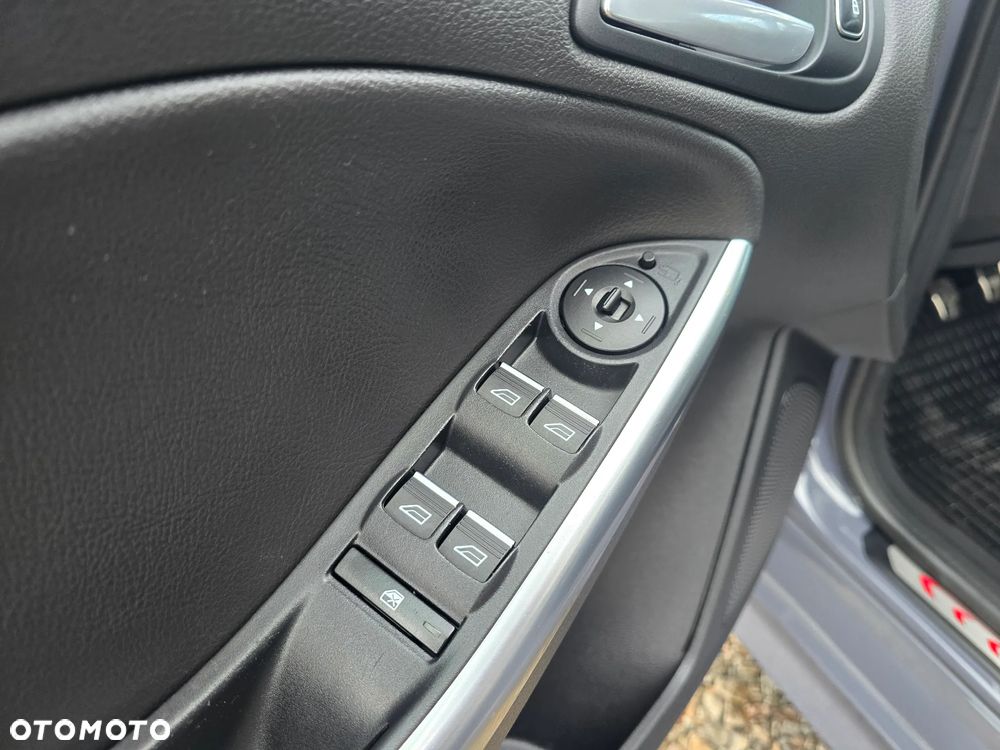 Ford Focus 2.0 EcoBoost ST - 19