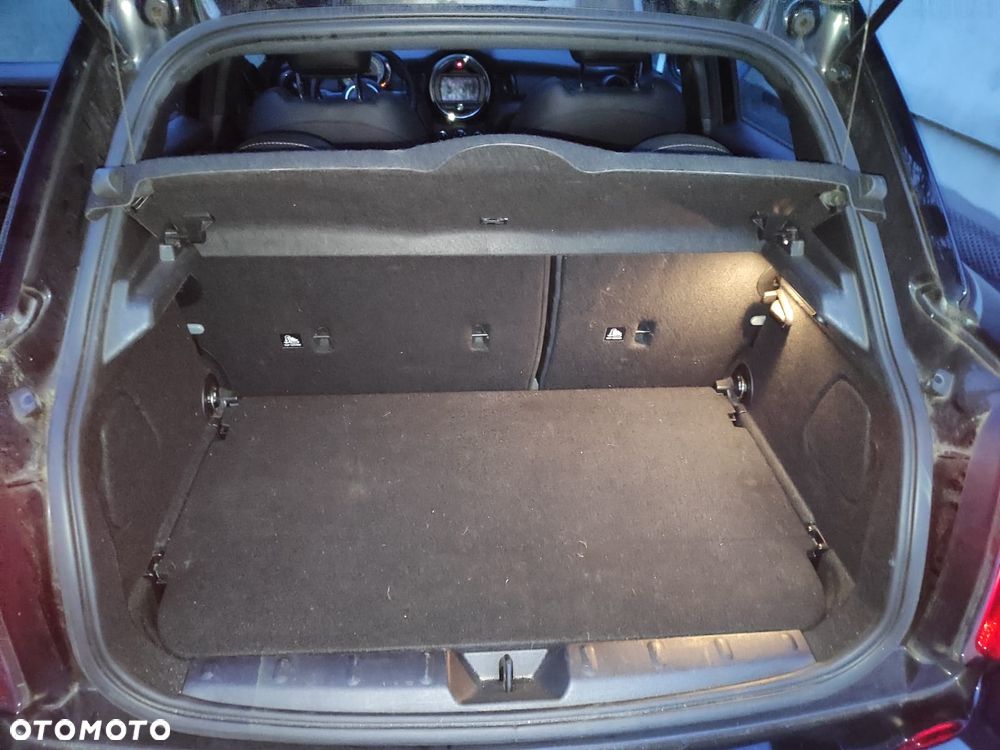 MINI ONE Essential Trim - 12