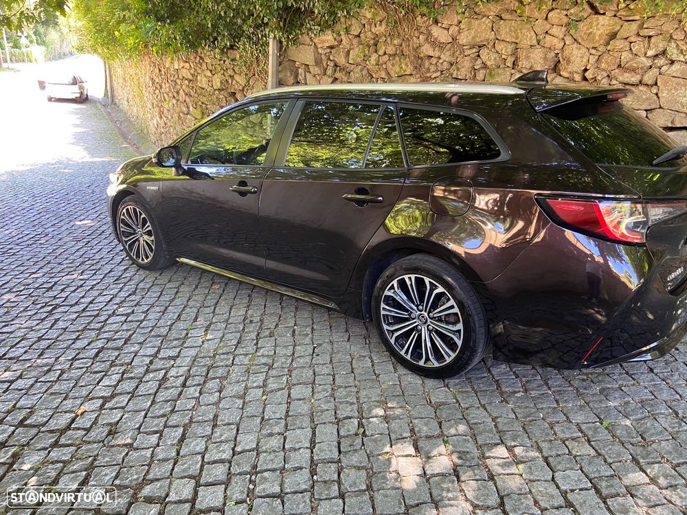 Toyota Corolla Touring Sports 1.8 Hybrid GR-Sport - 2