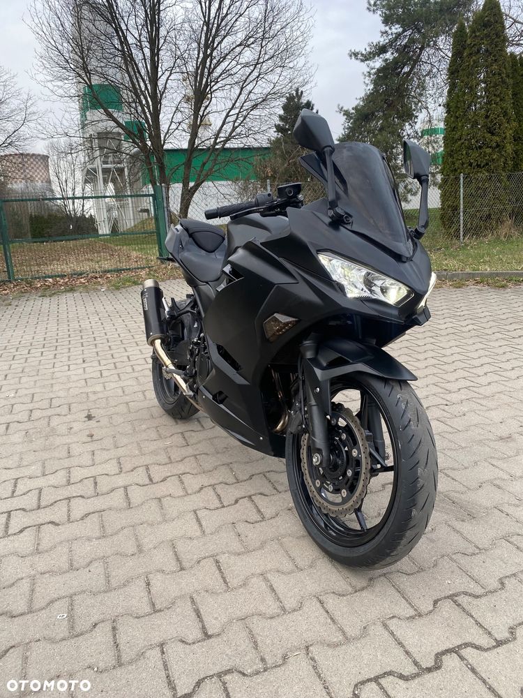 Kawasaki Ninja 400 - 11