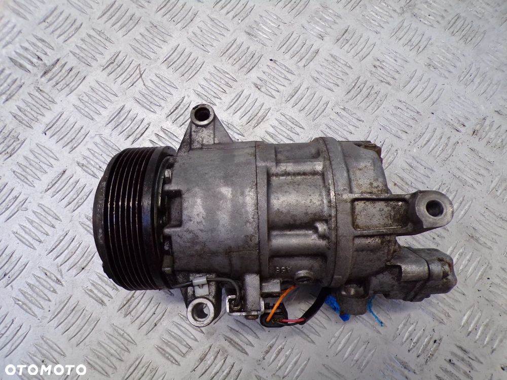 KOMPRESOR POMPA KLIMATYZACJI BMW E82 2.0 BENZYNA - 3