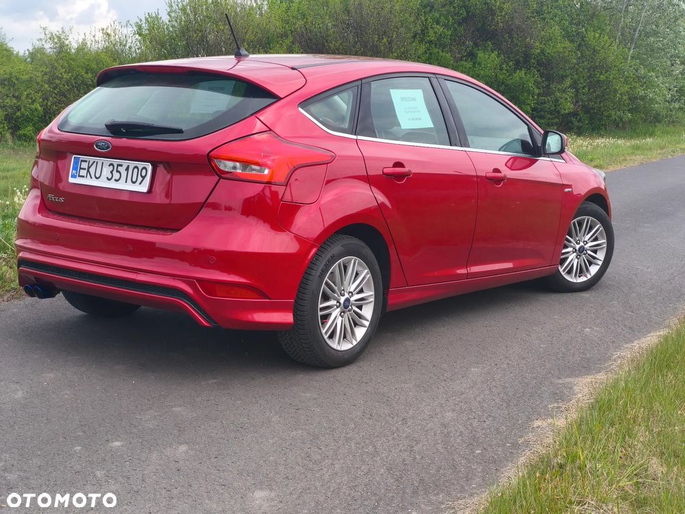 Ford Focus 1.5 EcoBlue Start-Stopp-System ST-LINE DESIGN - 5