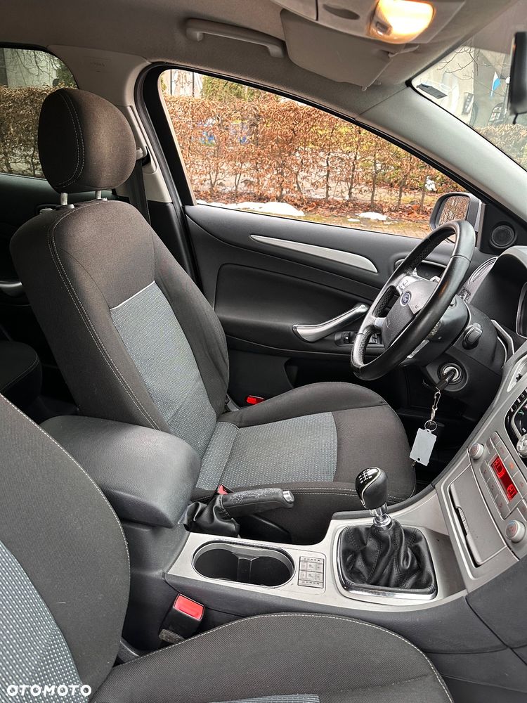 Ford Mondeo 2.0 TDCi Concept - 21