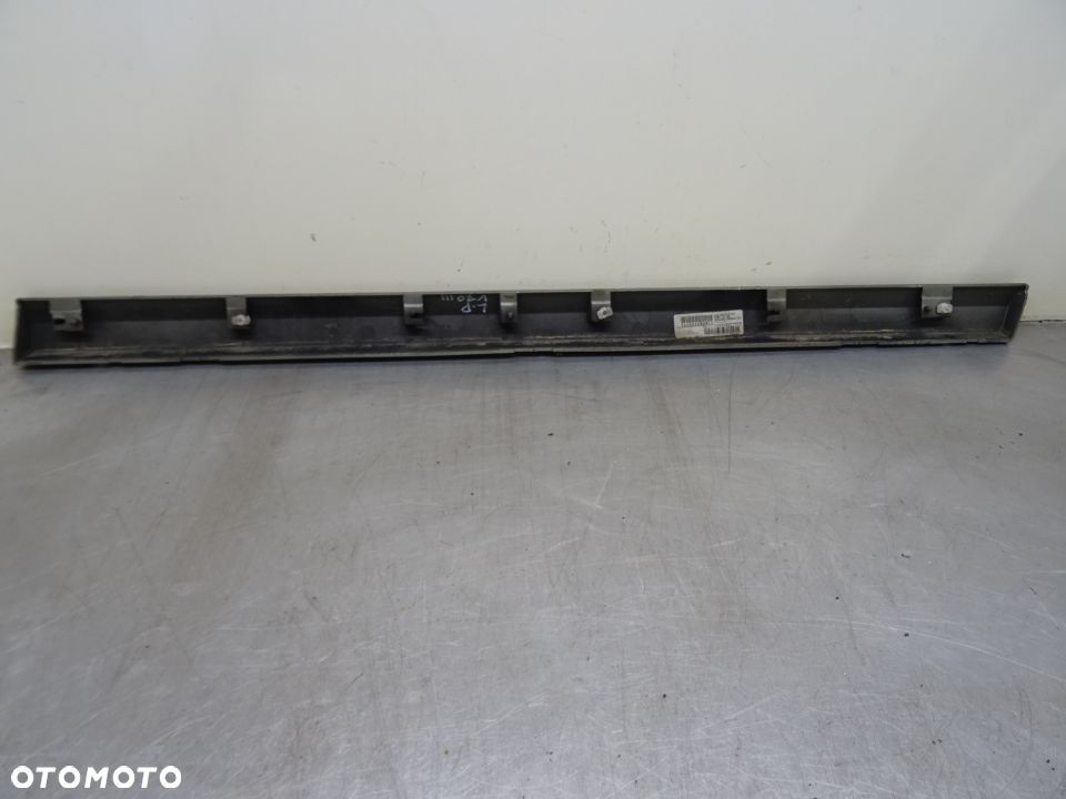 VOLVO V70 III 07-12 2.4D LISTWA DOLNA DRZWI LEWA LEWY PRZÓD - 3