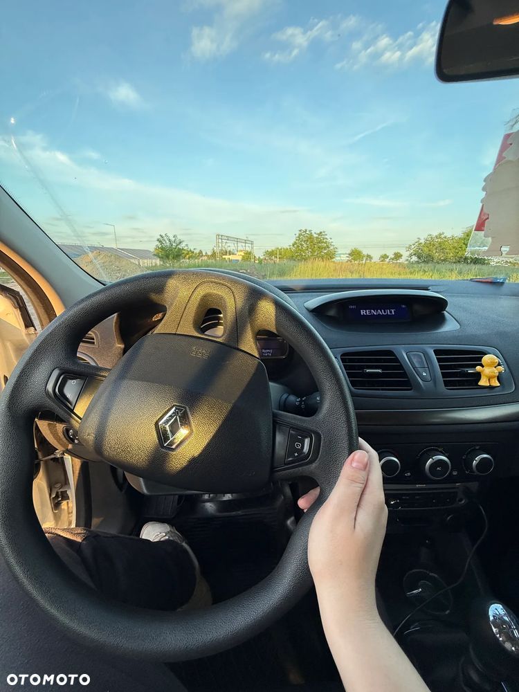 Renault Megane 1.5 dCi Limited - 11