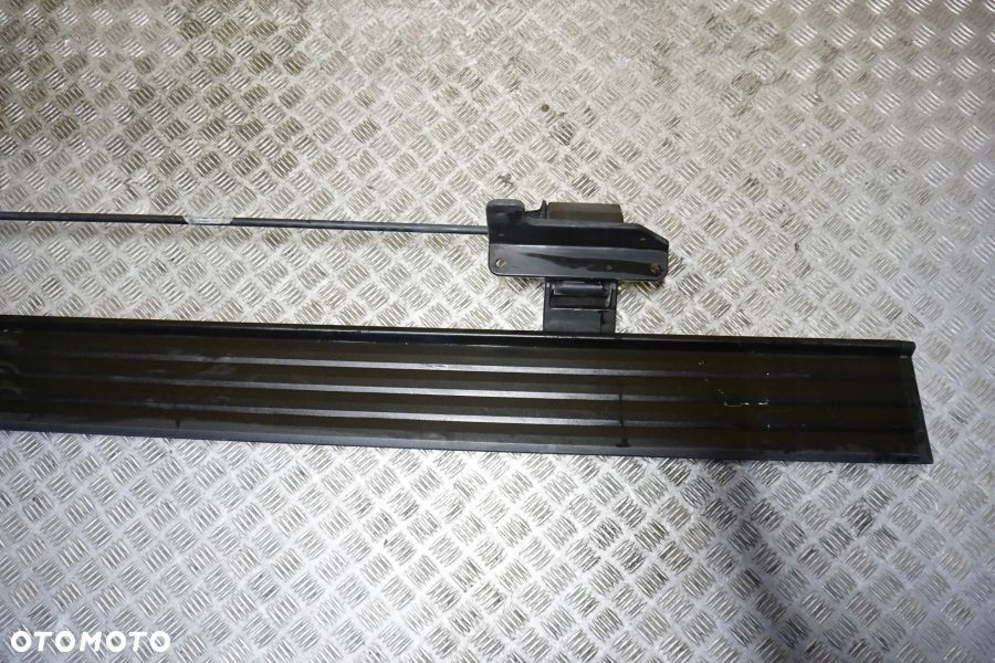 GMC CHEVROLET YUKON TAHOE 2025 2026 - Próg Stopień Boczny Lewy Krótki USA - 4