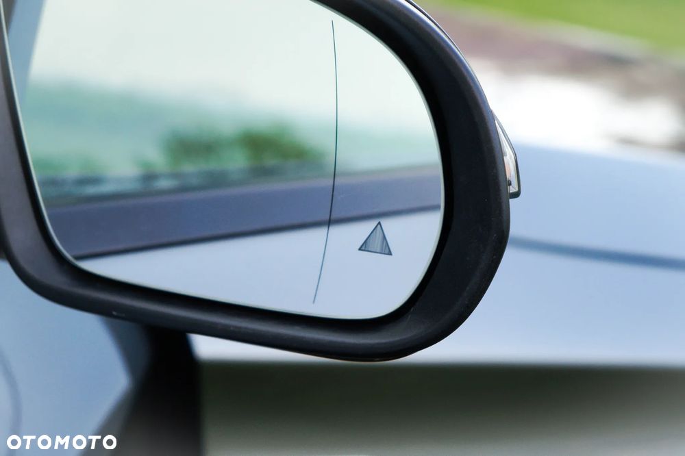 Mercedes-Benz Klasa C 300 T 9G-TRONIC AMG Line - 20