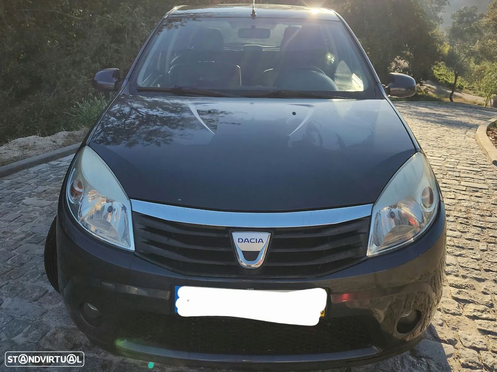 Dacia Sandero 1.2 16V 75 Celebration - 2