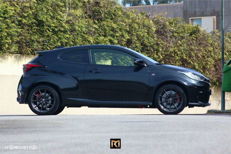 Toyota GR Yaris WRC Triple Edition - 11